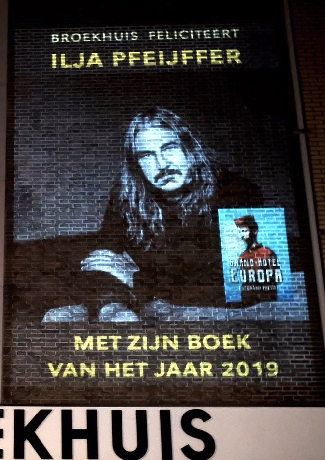 Ilja Leonard Pfeiffer's Grand hotel Europa boek van het jaar 2019 bij Broekhuis
